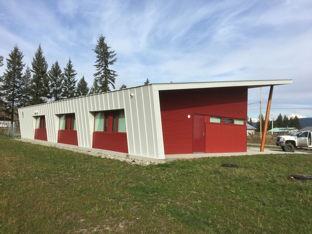 ?Esdilagh first nations community health facility